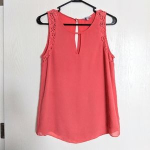Women's Pink Top